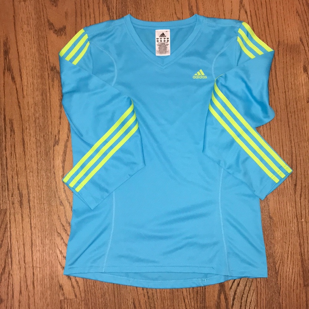 Women’s Adidas athletic long sleeved shirt